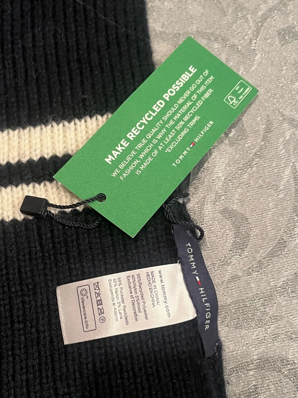 NWT Tommy Hilfiger Black Knit Scarf with White Stripes